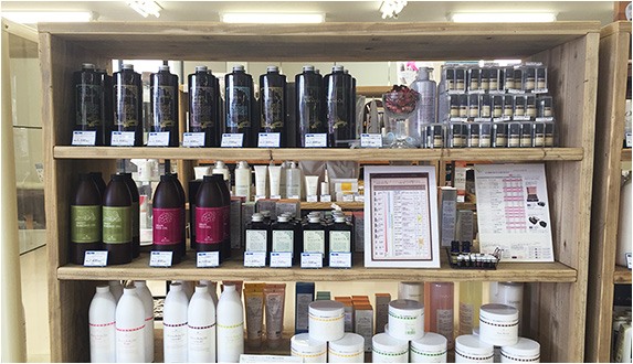 �uBG STORE�v�����E���ϕi�R�[�i�[