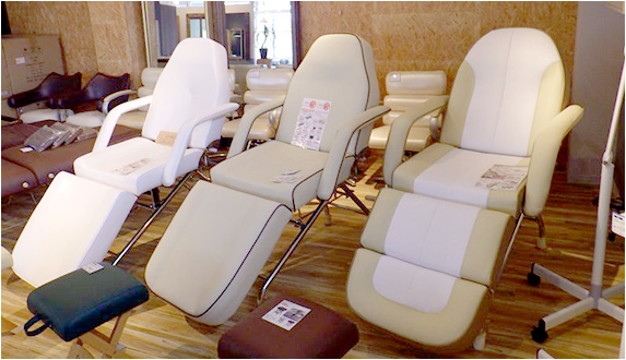 �G�X�e�x�b�h�R�[�i�[