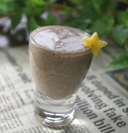 ���S�}�ƃo�i�i�̓����W���[�X